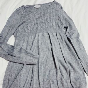 Maternity Vneck Sweater - Size Small